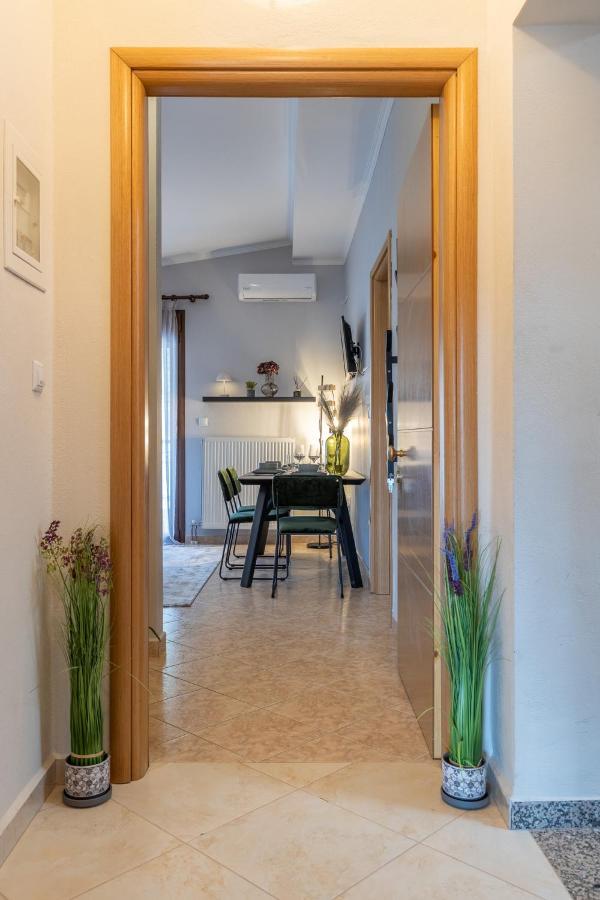 Luxury Central Apartment Xanthi Bagian luar foto