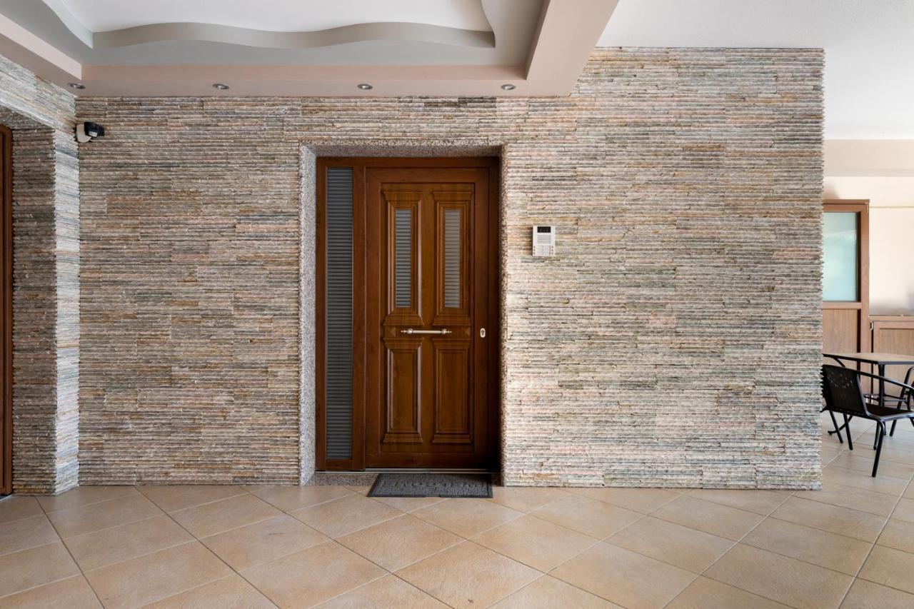 Luxury Central Apartment Xanthi Bagian luar foto