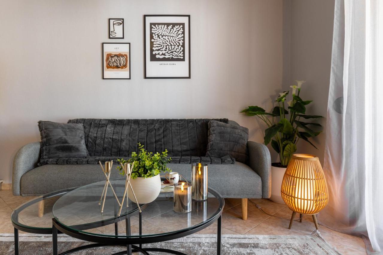 Luxury Central Apartment Xanthi Bagian luar foto